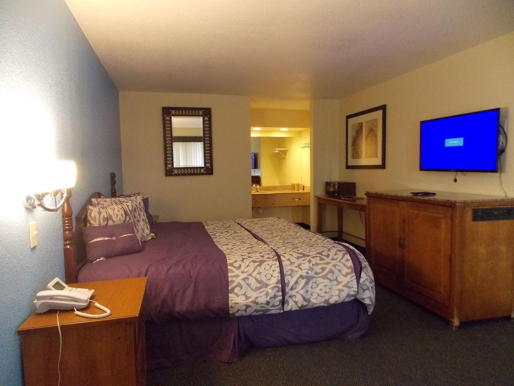 Econo Lodge Inn & Suites Downtown San Antonio Ngoại thất bức ảnh