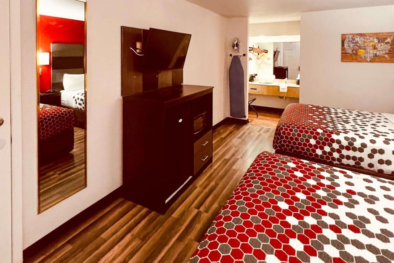 Econo Lodge Inn & Suites Downtown San Antonio Ngoại thất bức ảnh