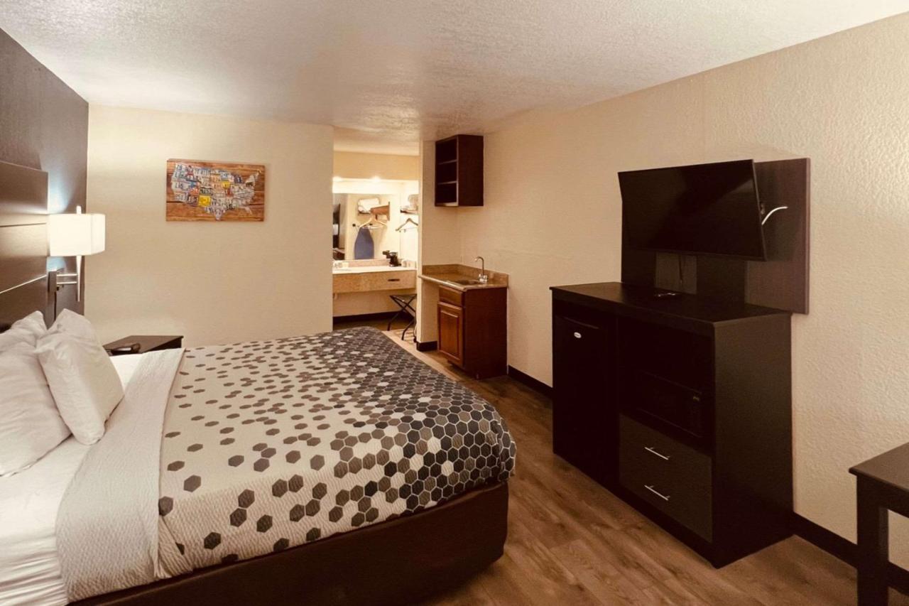 Econo Lodge Inn & Suites Downtown San Antonio Ngoại thất bức ảnh
